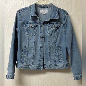 Time and Tru Women's Light Blue Jean Jacket